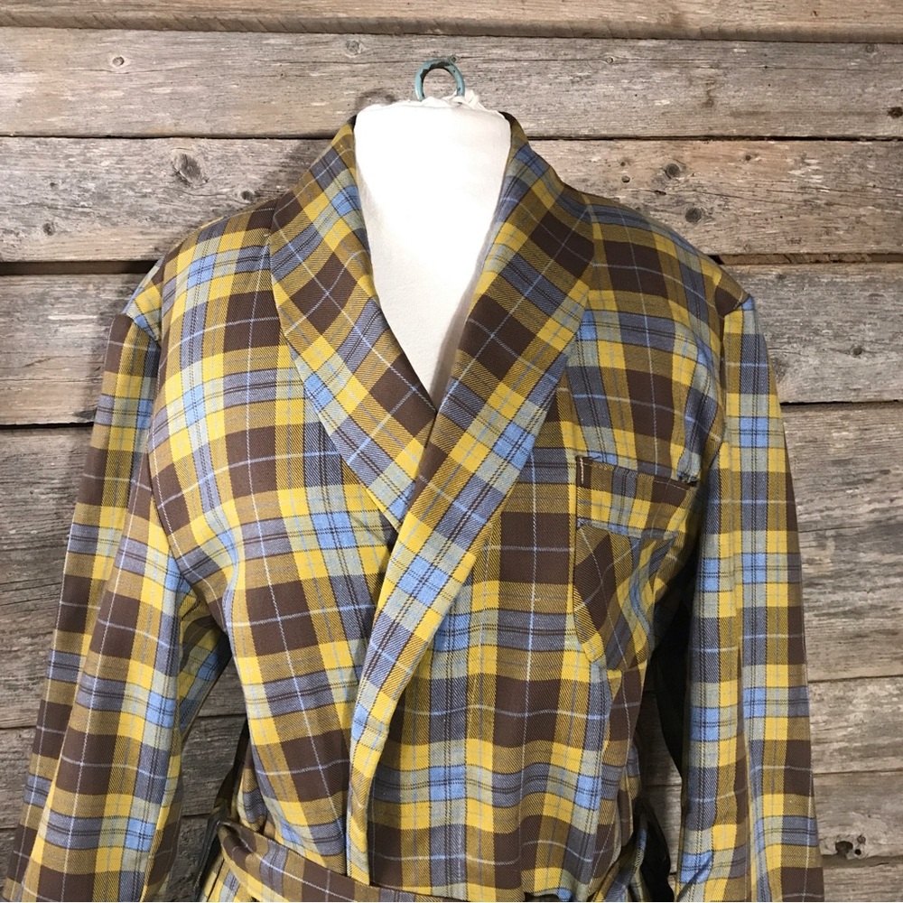 Handmade Tartan Robe - Picture 4 of 11